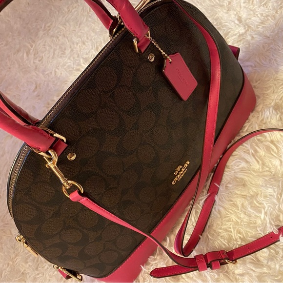 Coach Handbags - Coach Handbag With Strap